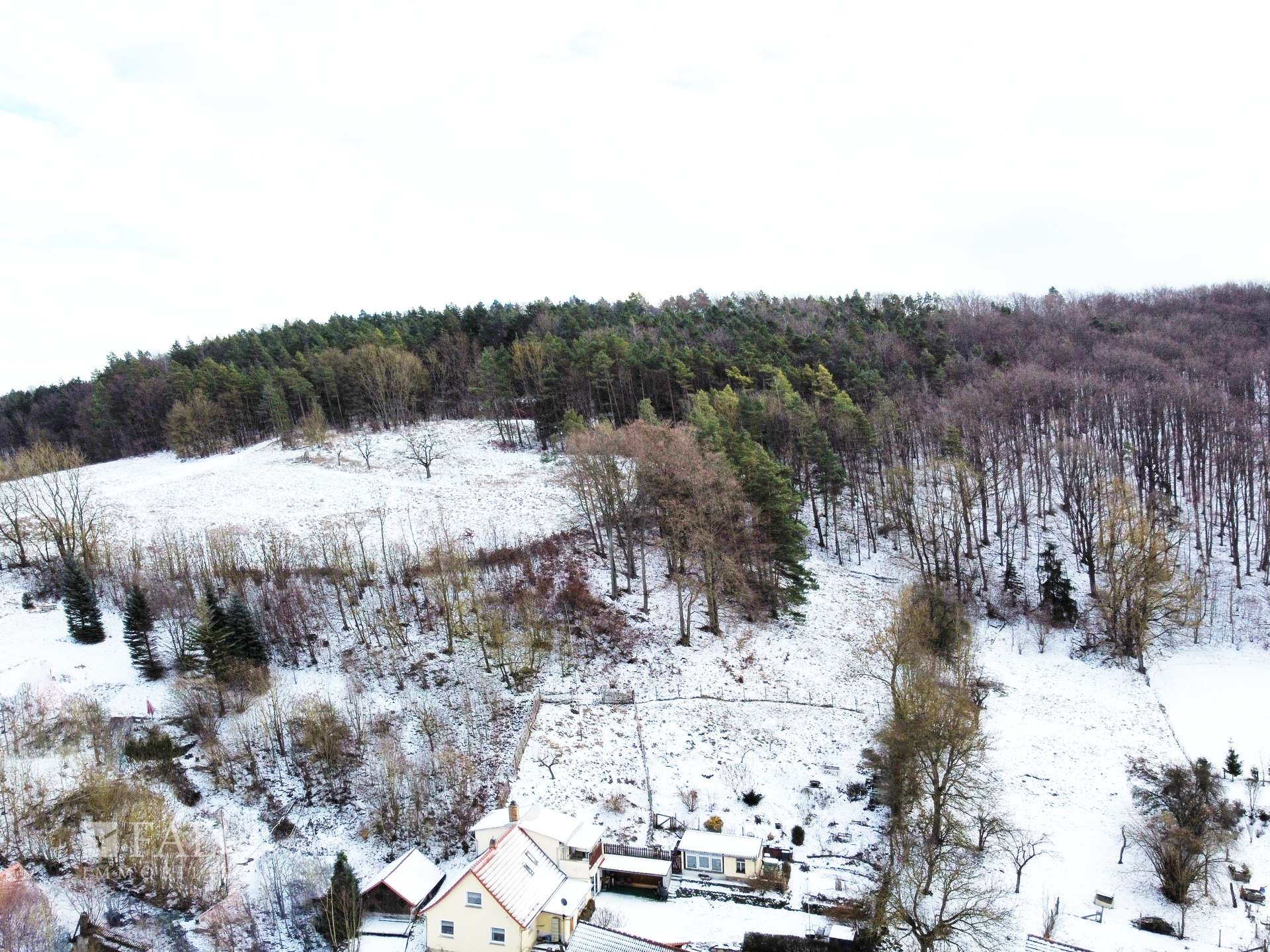 Garten und Wald über 2000 m² 